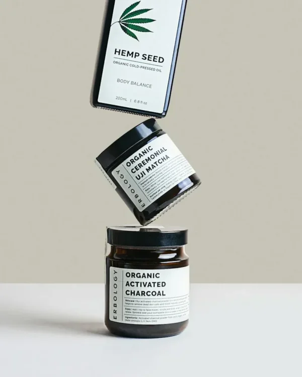 Sfeerfoto voor Jeong demoproduct Sfeerfoto van cosmeticaverpakkingen; niet het demoproduct